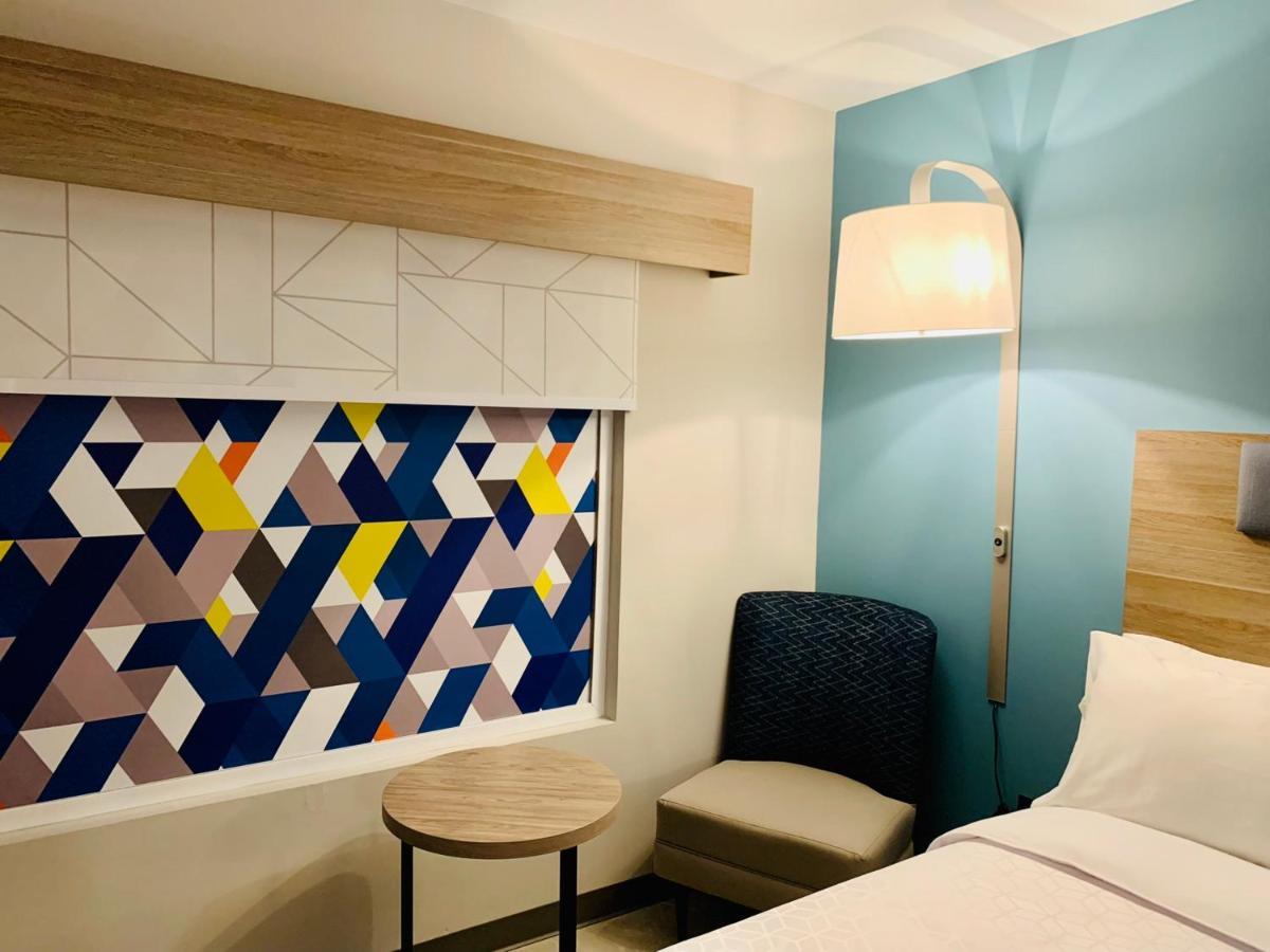 Hotel Express - Guadalajara Vallarta Poniente By Ihg *